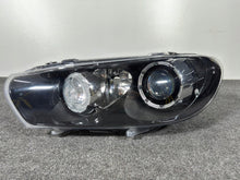 Laden Sie das Bild in den Galerie-Viewer, Frontscheinwerfer VW Scirocco 89320009 Xenon Links Scheinwerfer Headlight SCH8209239998ob