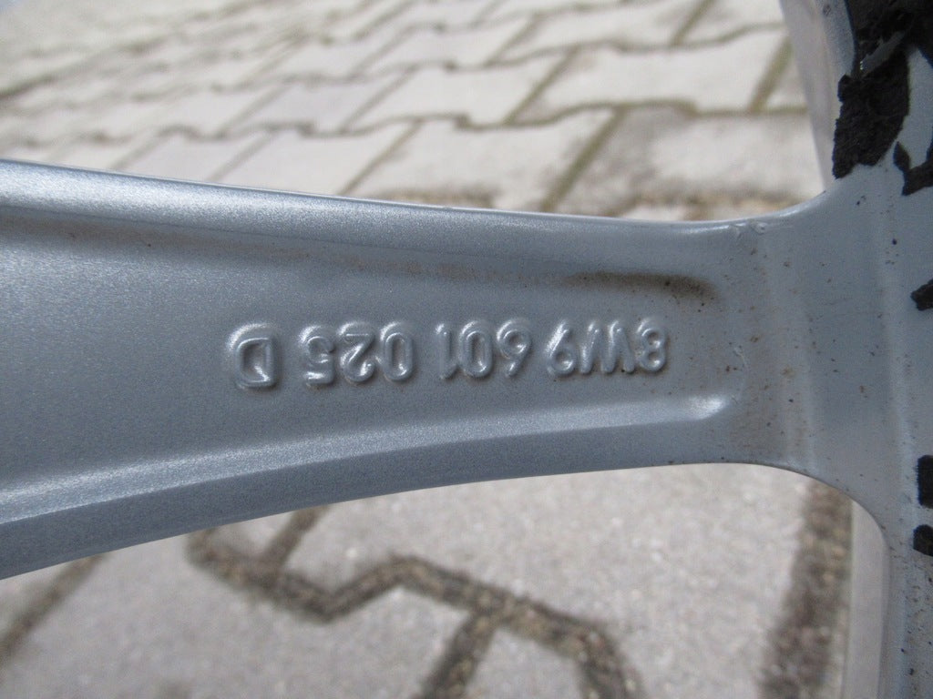 1x Alufelge 17 Zoll 6.5" 5x112 28ET Glanz Silber 8W9601025 Audi A4 Allroad B9 FEL6608909737sb