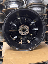 Load image into Gallery viewer, 1x Alufelge 17 Zoll 6.5" 5x100 40ET Glanz Graphit 658601025F Skoda I Rim Wheel FEL7366347780tf