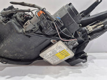 Laden Sie das Bild in den Galerie-Viewer, Frontscheinwerfer Mazda Premacy C235-51030 Xenon Rechts Scheinwerfer Headlight