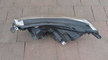 Load image into Gallery viewer, Frontscheinwerfer Toyota W3049K02 Rechts Scheinwerfer Headlight SCH6342836607ld