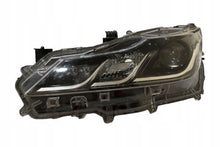 Laden Sie das Bild in den Galerie-Viewer, Frontscheinwerfer Toyota Corolla 81150-02T31 Links Scheinwerfer Headlight SCH9019561351hy