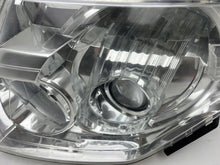 Laden Sie das Bild in den Galerie-Viewer, Frontscheinwerfer Mitsubishi Pajero IV 100-67018 Xenon Rechts oder Links