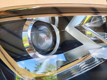 Laden Sie das Bild in den Galerie-Viewer, Frontscheinwerfer Seat Alhambra 7N5941752 Xenon Rechts Scheinwerfer Headlight