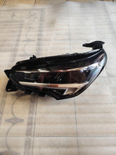 Laden Sie das Bild in den Galerie-Viewer, Frontscheinwerfer Opel Corsa F 9829522780 LED Links Scheinwerfer Headlight