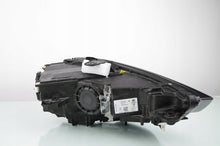 Load image into Gallery viewer, Frontscheinwerfer Audi A3 8V0941005 Xenon Ein Stück (Rechts oder Links) SCH8797449003xa