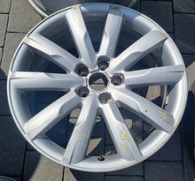 Load image into Gallery viewer, 1x Alufelge 19 Zoll 8.0" 5x112 39ET Glanz Silber Audi Q5 Rim Wheel FEL6484053392op