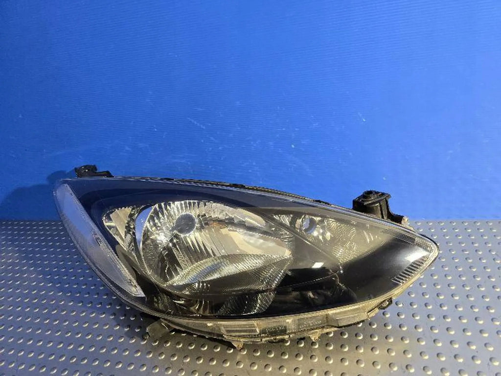 Frontscheinwerfer Mazda II D65151030 Rechts Scheinwerfer Headlight