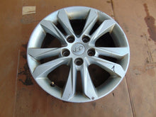 Laden Sie das Bild in den Galerie-Viewer, 1x Alufelge 16 Zoll 6.5" 5x114.3 45ET PZ474E067DZ Toyota Auris Rim Wheel FEL8878542571nv