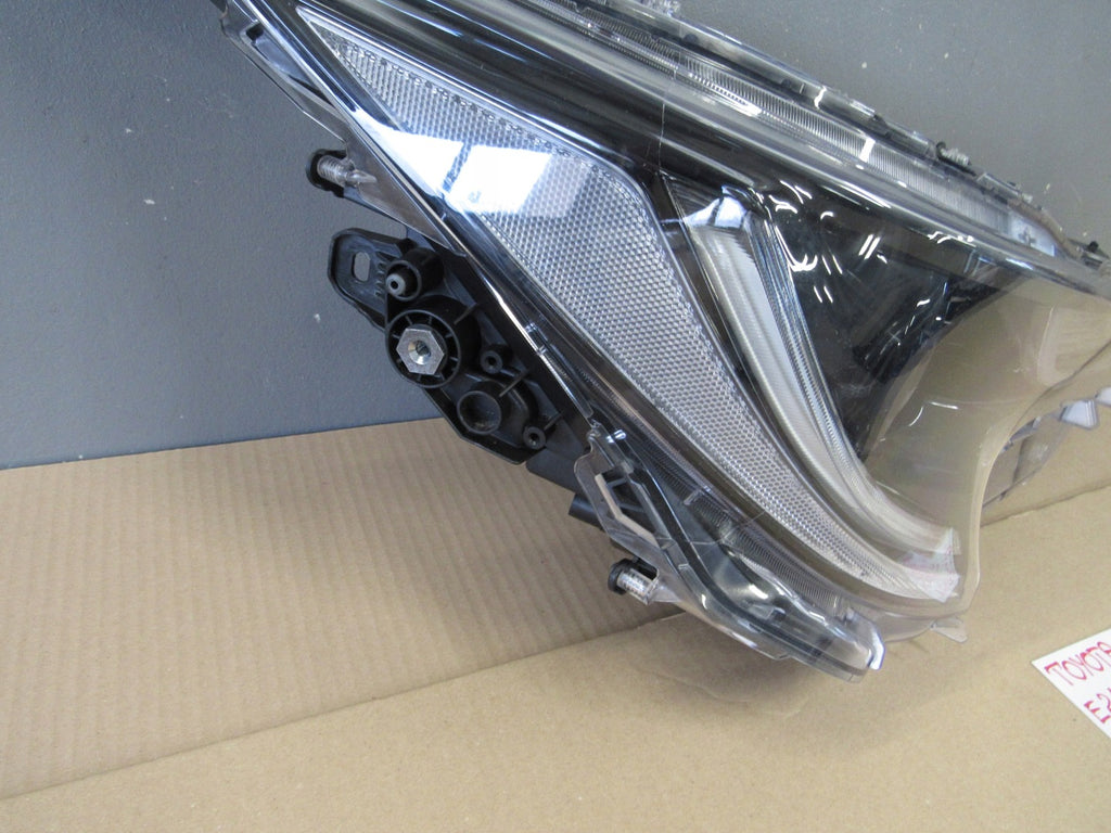 Frontscheinwerfer Toyota Corolla 2118-23 Rechts Scheinwerfer Headlight SCH6699343469gv