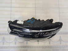 Load image into Gallery viewer, Frontscheinwerfer Skoda Kamiq 658941015 Links Scheinwerfer Headlight SCH8775740218je