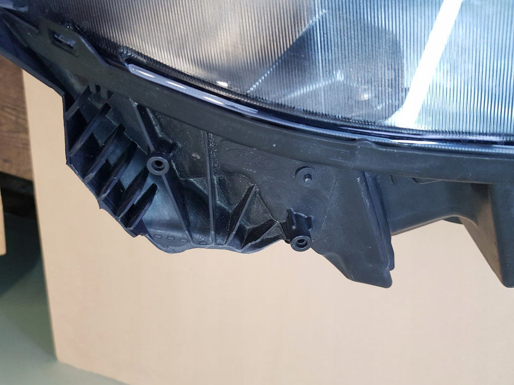 Frontscheinwerfer Ford Galaxy EM2B-13W029-GH EM2B-13W029-GH2A75 Rechts Headlight