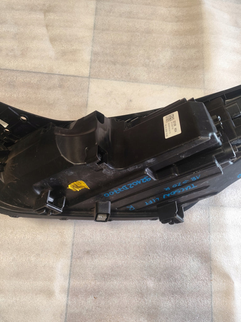 Frontscheinwerfer Hyundai Tucson 92102D7700 Full LED Rechts Headlight SCH2427442596sk