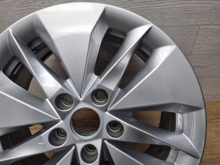 1x Alufelge 16 Zoll 7.0" 5x112 46ET 5E3601025AH Skoda Octavia Rim Wheel FEL8090740356lt