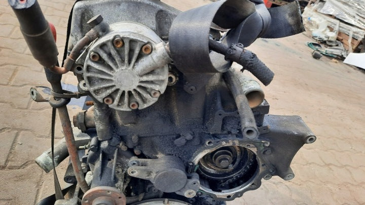Motor Mercedes-Benz W124 6020705501 2.5 113PS 1997 Diesel Engine Unkomplett MOT4640436115he