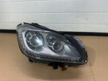 Laden Sie das Bild in den Galerie-Viewer, Frontscheinwerfer Mercedes-Benz Cls A2188204261 LED Rechts Headlight