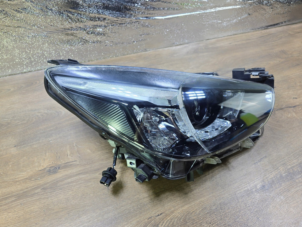 Frontscheinwerfer Mazda 2 D09K-51030 Full LED Rechts Scheinwerfer Headlight