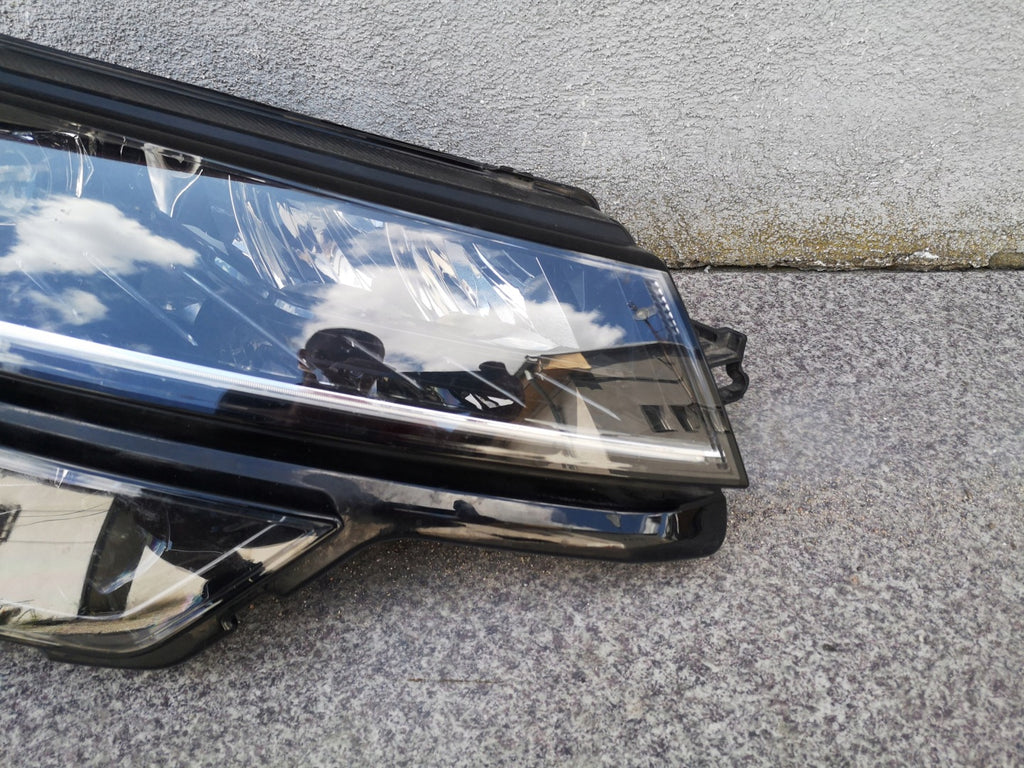 Frontscheinwerfer Skoda Karoq 57B941016D LED Rechts Scheinwerfer Headlight SCH5060548136dy