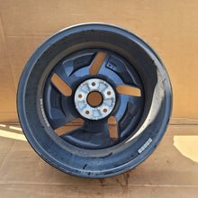 Laden Sie das Bild in den Galerie-Viewer, 1x Alufelge 17 Zoll 7.0" 5x114.3 52910-0D100 Hyundai Kona Rim Wheel FEL5705723654ab