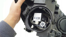 Laden Sie das Bild in den Galerie-Viewer, Frontscheinwerfer Mercedes-Benz 2468200739 Xenon Links Scheinwerfer Headlight SCH7433740996jt