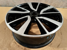 Load image into Gallery viewer, 1x Alufelge 19 Zoll 7.0&quot; 5x114.3 40ET 4ES3B Nissan Qashqai J11 Rim Wheel