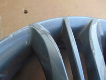 Laden Sie das Bild in den Galerie-Viewer, 1x Alufelge 17 Zoll 6.5&quot; 5x114.3 Glanz Silber 52910-2Y650 Hyundai Ix35 Rim Wheel