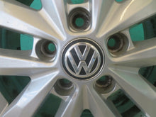 Load image into Gallery viewer, 1x Alufelge 16 Zoll 6.5" 5x120 51ET Glanz Silber 7E0601025N VW I Rim Wheel FEL6593764514gd
