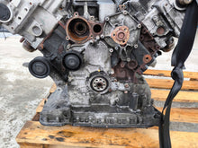 Load image into Gallery viewer, Motor Audi A4 B8 CAPA 3.0 TDI 240PS 176kW 169TKm Diesel Engine Unkomplett