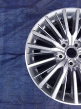 Laden Sie das Bild in den Galerie-Viewer, 1x Alufelge 18 Zoll 7.0&quot; 5x114.3 38ET Mitsubishi Outlander Rim Wheel