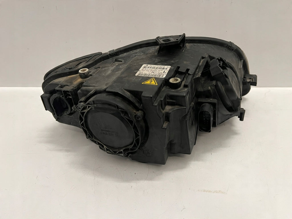 Frontscheinwerfer Audi A4 B7 8E0941003BM Xenon Ein Stück (Rechts oder Links)