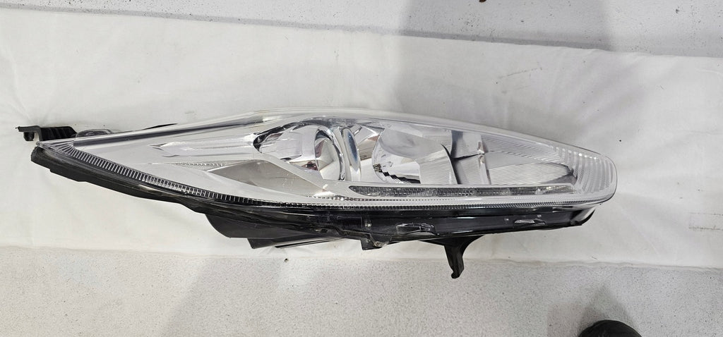 Frontscheinwerfer Ford Fiesta I C1BB-13W029-CC Rechts Scheinwerfer Headlight SCH7375570053ka