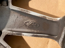 Laden Sie das Bild in den Galerie-Viewer, 1x Alufelge 16 Zoll 6.5&quot; 4x108 40ET AY11-1007-DB Ford Fiesta Rim Wheel