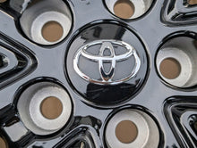 Load image into Gallery viewer, 1x Alufelge 18 Zoll 7.0" 5x114.3 35ET Glanz PW45742001 Toyota Rav 4 Rim Wheel FEL6759016396xd