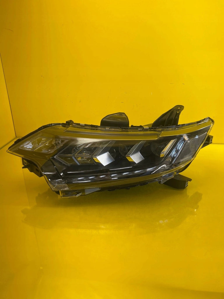 Frontscheinwerfer Mitsubishi Outlander III 8301D3-31 LED Links Headlight