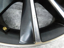 Laden Sie das Bild in den Galerie-Viewer, 1x Alufelge 17 Zoll 7.0" 5x112 45ET Matt 5L0601025AC 5L0601025F Skoda Yeti FEL4712702304ie