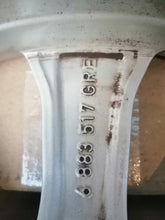 Laden Sie das Bild in den Galerie-Viewer, 1x Alufelge 17 Zoll 7.5" 5x112 30ET Glanz Silber 6883517 BMW Rim Wheel FEL5324623546ed