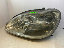 Laden Sie das Bild in den Galerie-Viewer, Frontscheinwerfer Mercedes-Benz W220 A2208202361 Xenon Links Headlight SCH6171055847pz