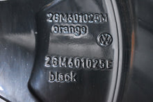 Laden Sie das Bild in den Galerie-Viewer, 1x Alufelge 17 Zoll 6.5" 5x100 39ET Glanz Silber 2GM601025E VW T-Cross Rim Wheel FEL7628355470aj