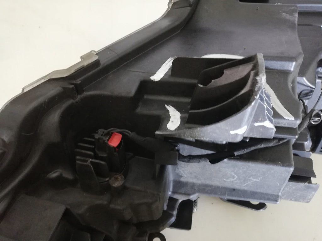 Frontscheinwerfer Toyota Corolla 81150-02S60 Full LED Rechts oder Links