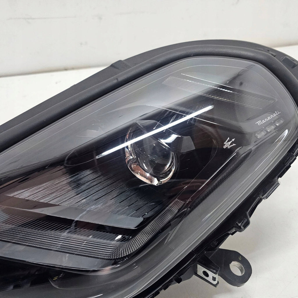Frontscheinwerfer Maserati I 06701588620 Rechts Scheinwerfer Headlight SCH4632875284on