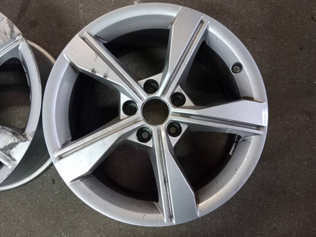 1x Alufelge 17 Zoll 7.5" 5x112 38ET Glanz Silber 8W0601025 Audi A4 B9 Rim Wheel FEL9911233807ro