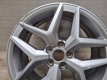 Load image into Gallery viewer, 1x Alufelge 17 Zoll 7.0" 5x100 51ET Glanz Silber 6F0601025C Cupra Ibiza I V FEL7037127078ev