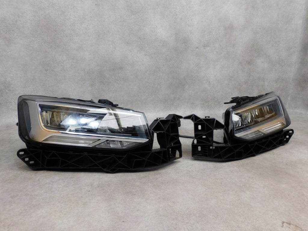 Frontscheinwerfer Audi Q2 81A941011 LED Ein Stück (Rechts oder Links) Headlight