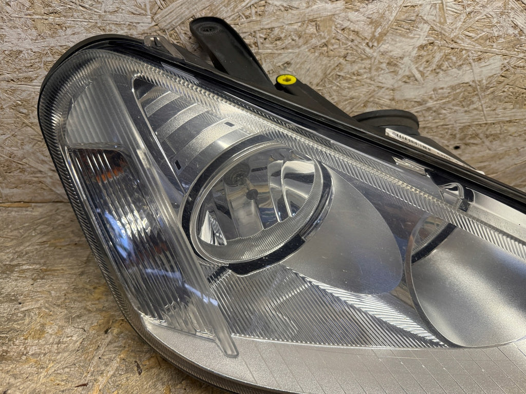 Frontscheinwerfer Ford C Max C-Max 7M51-13W029AA 7M51-13W030AA Ein Satz SCH2660531541sy