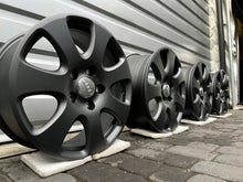 Laden Sie das Bild in den Galerie-Viewer, 4x Alufelge 18 Zoll 7.5&quot; 5x130 53ET Audi Q7 Touareg Rim Wheel
