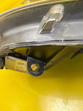 Load image into Gallery viewer, Frontscheinwerfer VW T5 7E5941016 Xenon Rechts Scheinwerfer Headlight SCH2925091864qk