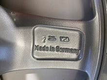 Laden Sie das Bild in den Galerie-Viewer, 1x Alufelge 18 Zoll 8.0&quot; 5x112 35ET Audi Rim Wheel