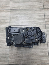 Laden Sie das Bild in den Galerie-Viewer, Frontscheinwerfer Renault 7482251331 89207611 Links Scheinwerfer Headlight