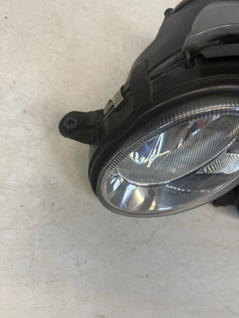 Frontscheinwerfer Mercedes-Benz W211 15435901 Links Scheinwerfer Headlight SCH2126325546pz