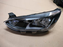 Laden Sie das Bild in den Galerie-Viewer, Frontscheinwerfer Ford Focus MX7B-13E015-CD LED Links Scheinwerfer Headlight